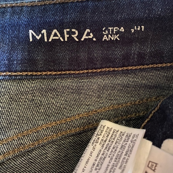 DL1961 “Mara” Straight Ankle Jeans - Picture 7 of 9